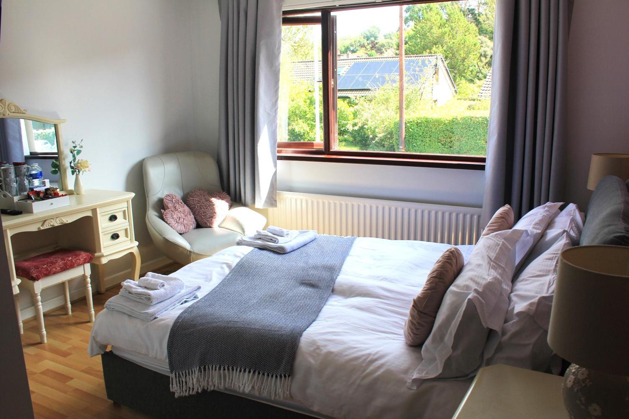 Cairnview Bed And Breakfast Larne Bagian luar foto