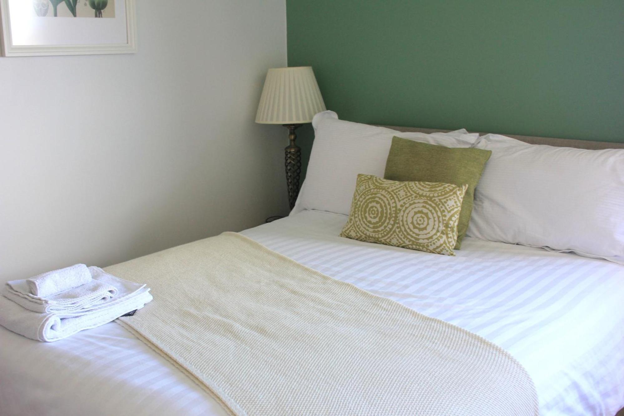 Cairnview Bed And Breakfast Larne Bagian luar foto